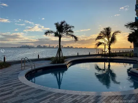 7501 E Treasure Drive North Bay Village FL 33141