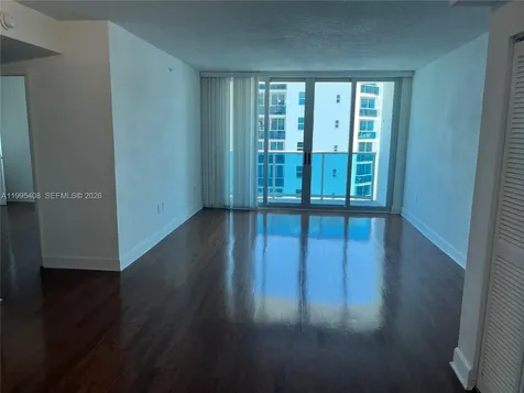 7501 E Treasure Drive North Bay Village FL 33141