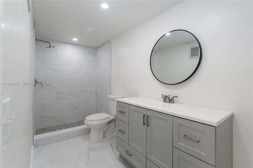 8705 NW 38th Drive Coral Springs FL 33065