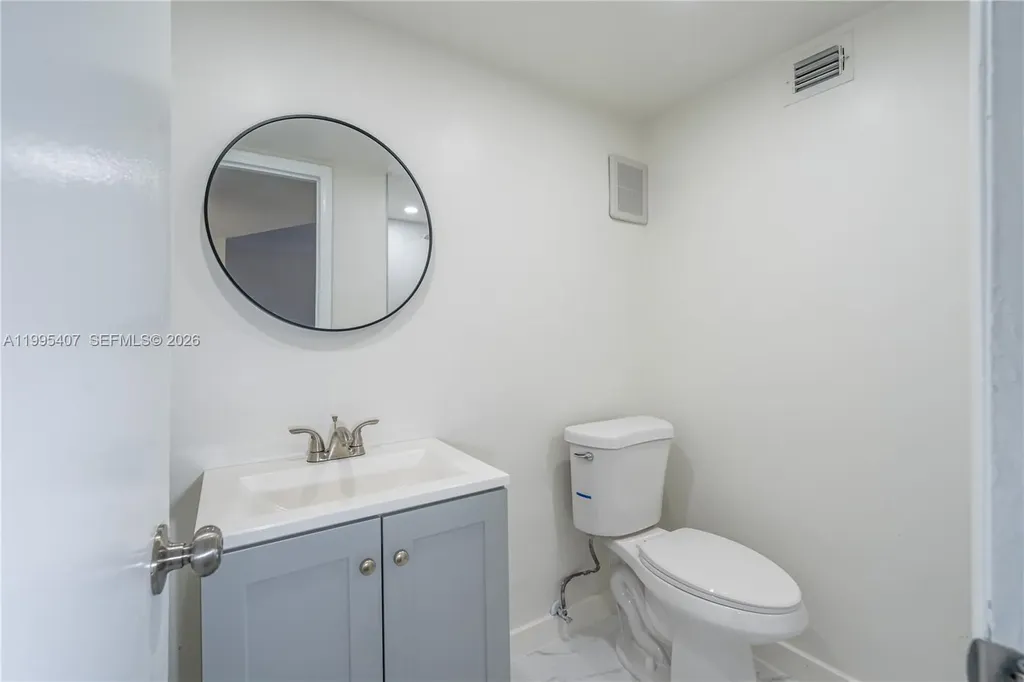 8705 NW 38th Drive Coral Springs FL 33065