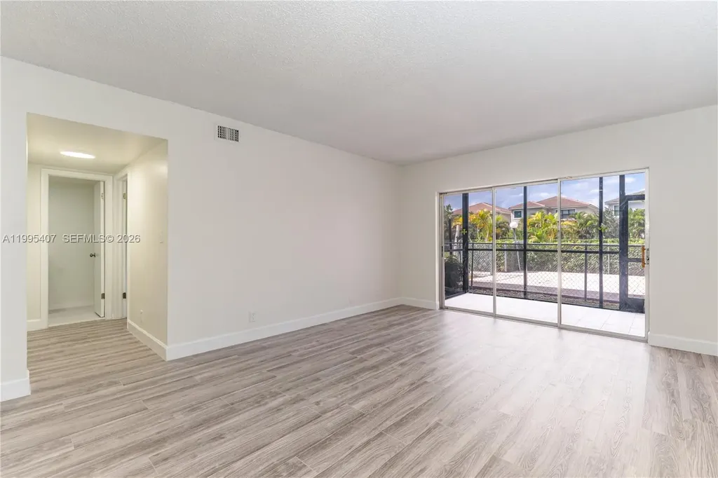 8705 NW 38th Drive Coral Springs FL 33065