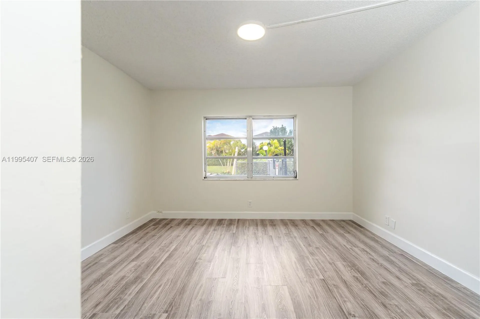 8705 NW 38th Drive Coral Springs FL 33065