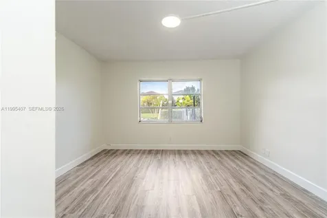 8705 NW 38th Drive Coral Springs FL 33065
