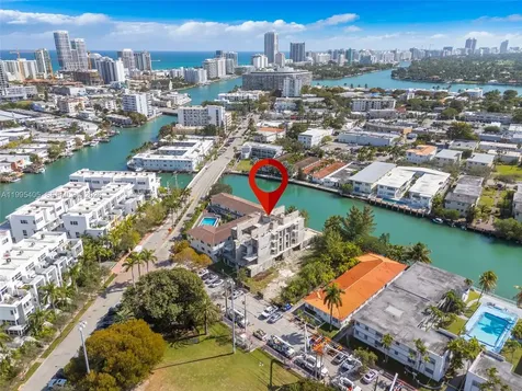 10 S Shore Drive Miami Beach FL 33141