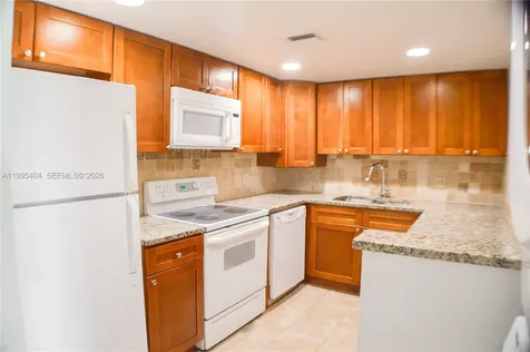 733 SE 1st Way Deerfield Beach FL 33441