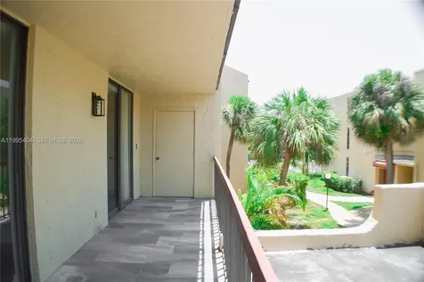 733 SE 1st Way Deerfield Beach FL 33441