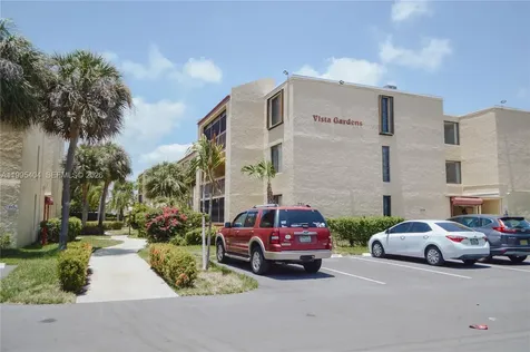 733 SE 1st Way Deerfield Beach FL 33441
