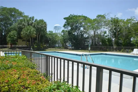 733 SE 1st Way Deerfield Beach FL 33441