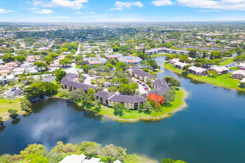 9022 NW 28th Drive Coral Springs FL 33065