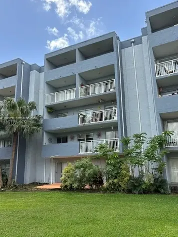 9351 Fontainebleau Boulevard Miami FL 33172