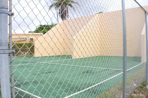 9351 Fontainebleau Boulevard Miami FL 33172