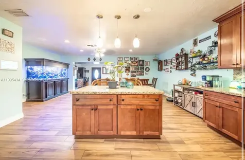 6890 SW 57th Street Davie FL 33314