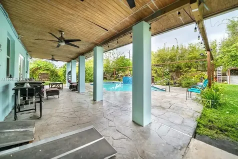 6890 SW 57th Street Davie FL 33314
