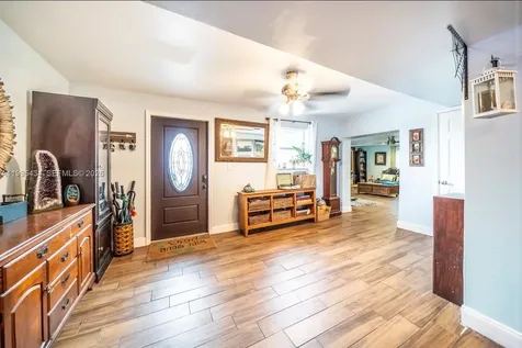 6890 SW 57th Street Davie FL 33314