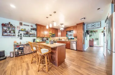 6890 SW 57th Street Davie FL 33314