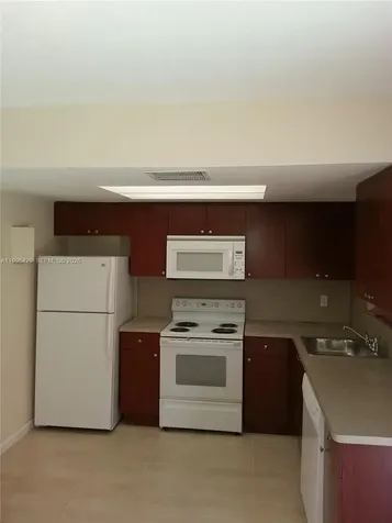 2604 NW 52nd Avenue Lauderhill FL 33313