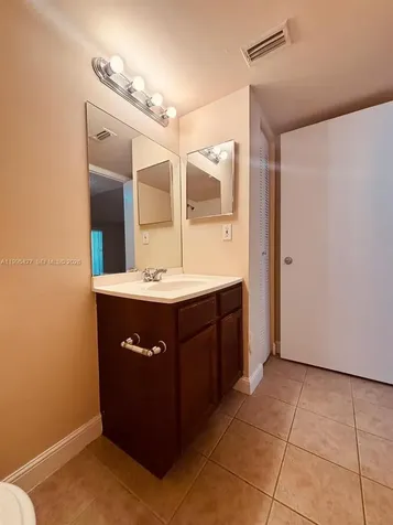 Tamarac FL 33321
