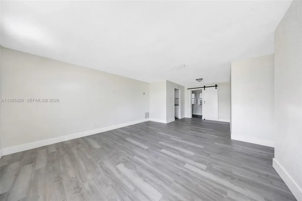 2520 NW 2nd Drive Pompano Beach FL 33064