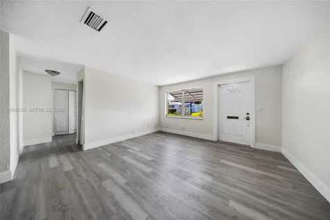 2520 NW 2nd Drive Pompano Beach FL 33064