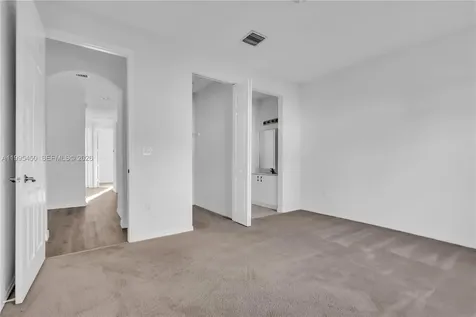 963 NE 42nd Terrace Homestead FL 33033