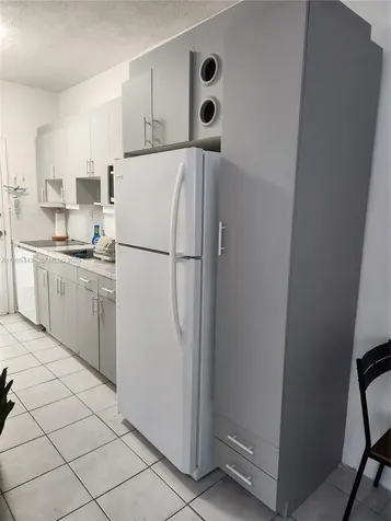 6490 Collins Avenue Miami Beach FL 33141