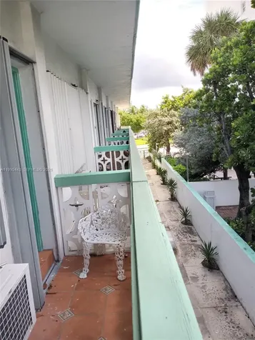 6490 Collins Avenue Miami Beach FL 33141