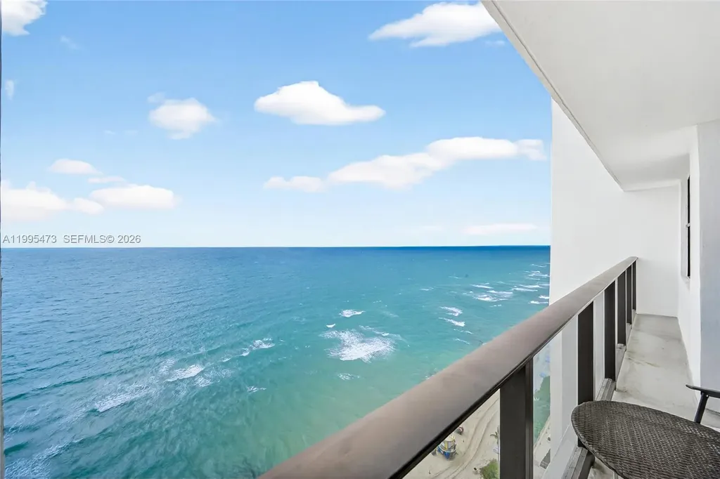 2301 S Ocean Drive Hollywood FL 33019