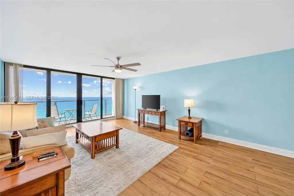2301 S Ocean Drive Hollywood FL 33019