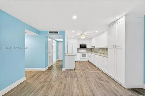 2301 S Ocean Drive Hollywood FL 33019