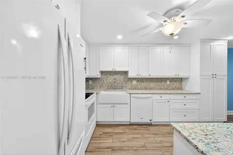 2301 S Ocean Drive Hollywood FL 33019