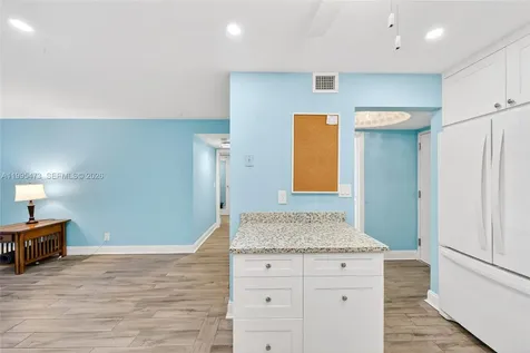 2301 S Ocean Drive Hollywood FL 33019