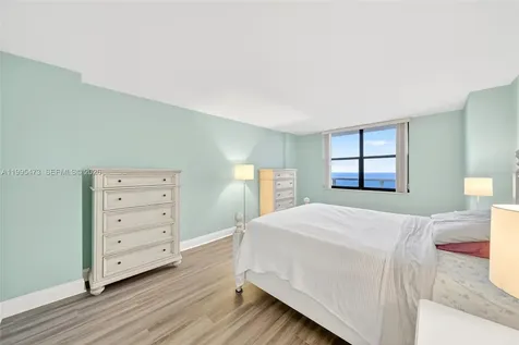 2301 S Ocean Drive Hollywood FL 33019
