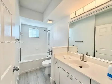 17100 N Bay Road Sunny Isles Beach FL 33160