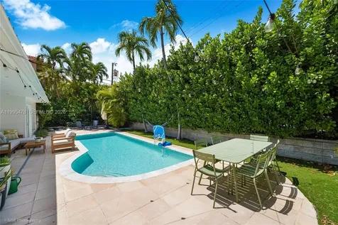 560 Hampton Lane Key Biscayne FL 33149