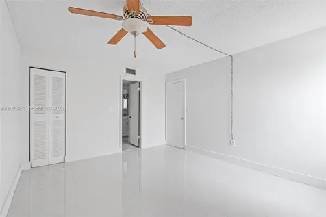 4801 NW 7th Street Miami FL 33126