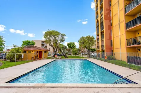 4801 NW 7th Street Miami FL 33126