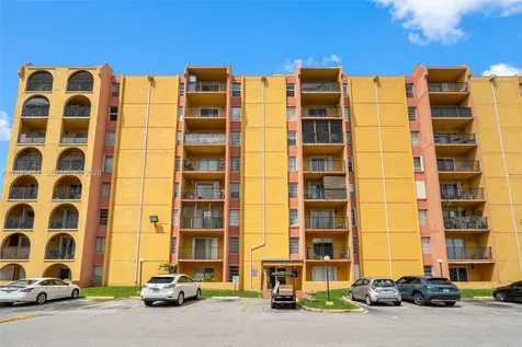 4801 NW 7th Street Miami FL 33126