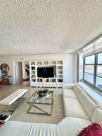 3725 S Ocean Drive Hollywood FL 33019