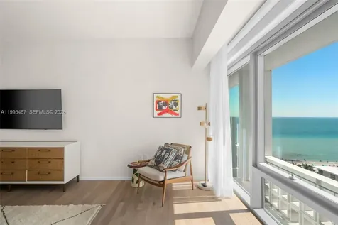 2901 Collins Avenue Miami Beach FL 33140