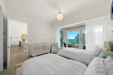 2901 Collins Avenue Miami Beach FL 33140