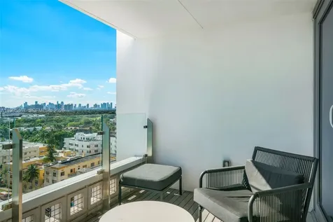 2901 Collins Avenue Miami Beach FL 33140