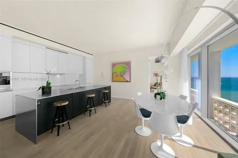 2901 Collins Avenue Miami Beach FL 33140