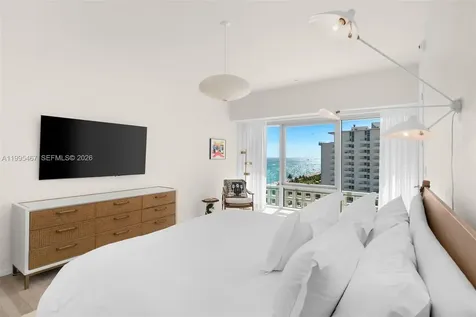 2901 Collins Avenue Miami Beach FL 33140