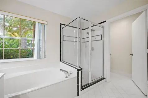 380 Cameron Drive Weston FL 33326