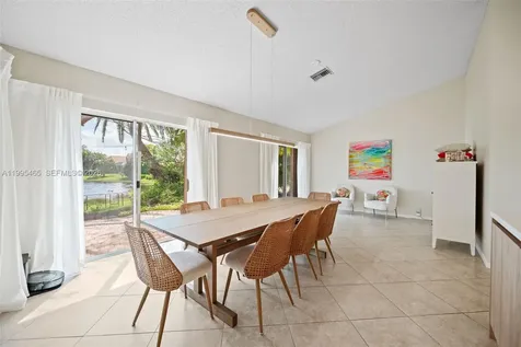 380 Cameron Drive Weston FL 33326
