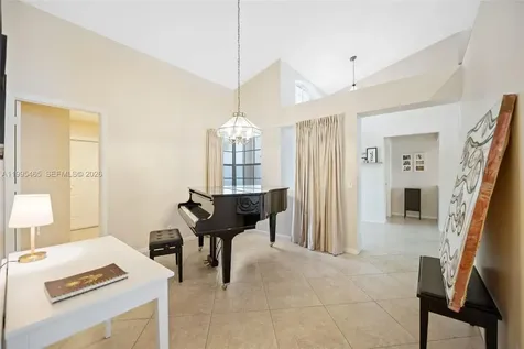 380 Cameron Drive Weston FL 33326