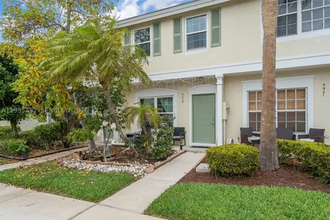 9925 NW 57th Manor Coral Springs FL 33076