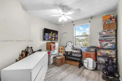 9925 NW 57th Manor Coral Springs FL 33076