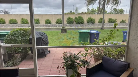 9925 NW 57th Manor Coral Springs FL 33076