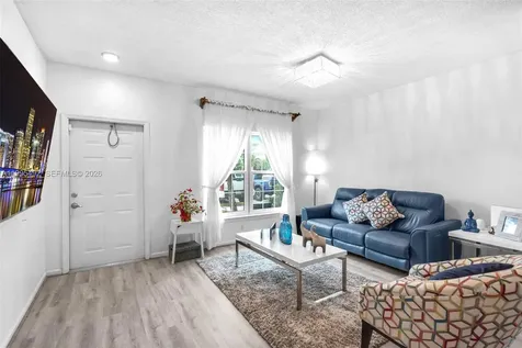 9925 NW 57th Manor Coral Springs FL 33076